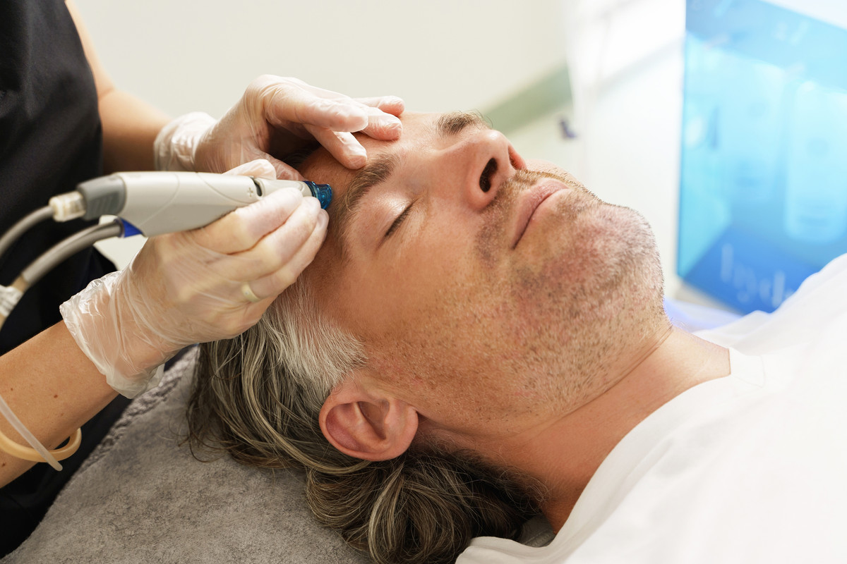 How Much Does a HydraFacial Cost in 2023?